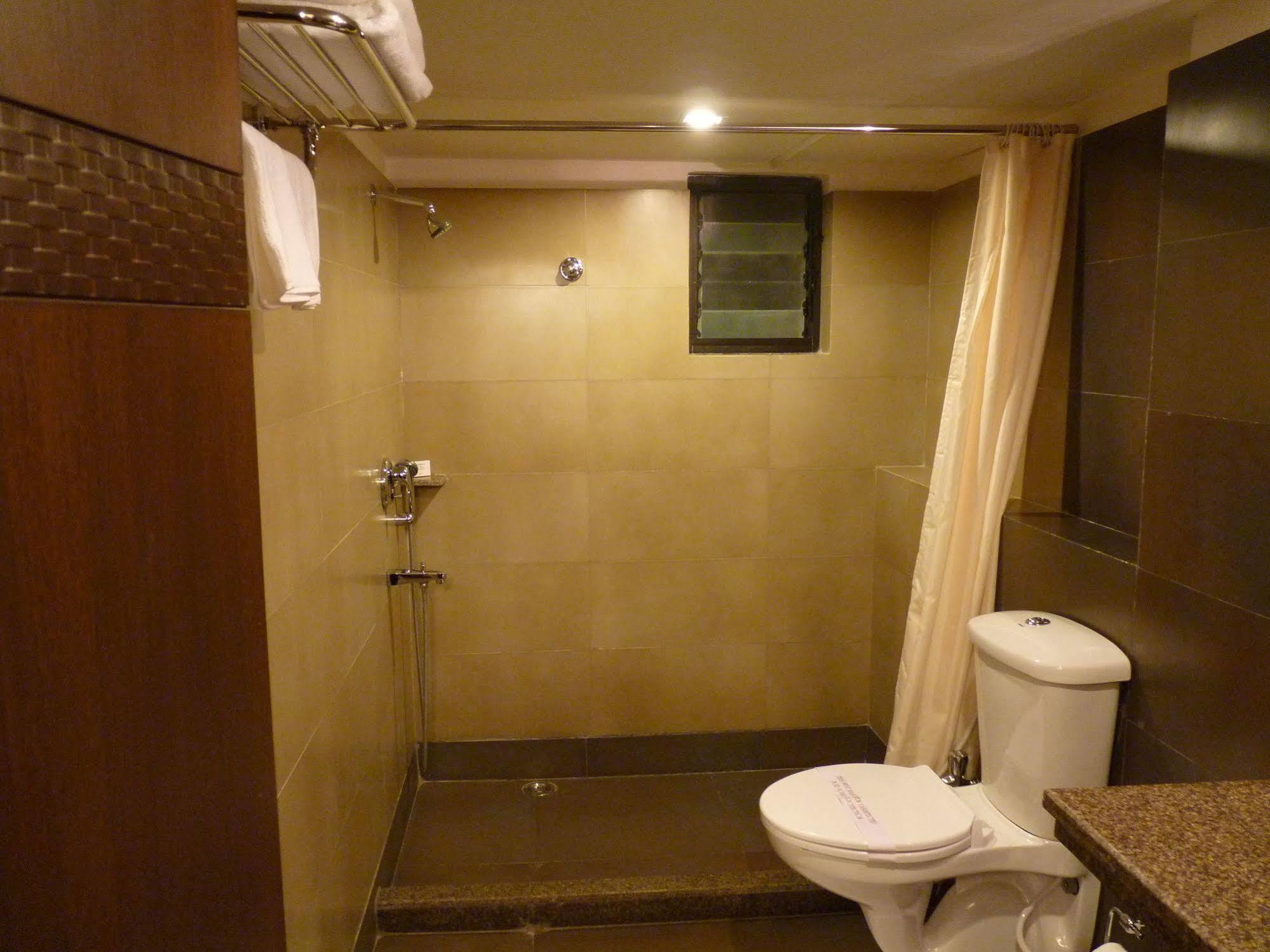 Treebo Trend Hotel Relax Inn Kalkutta Kültér fotó